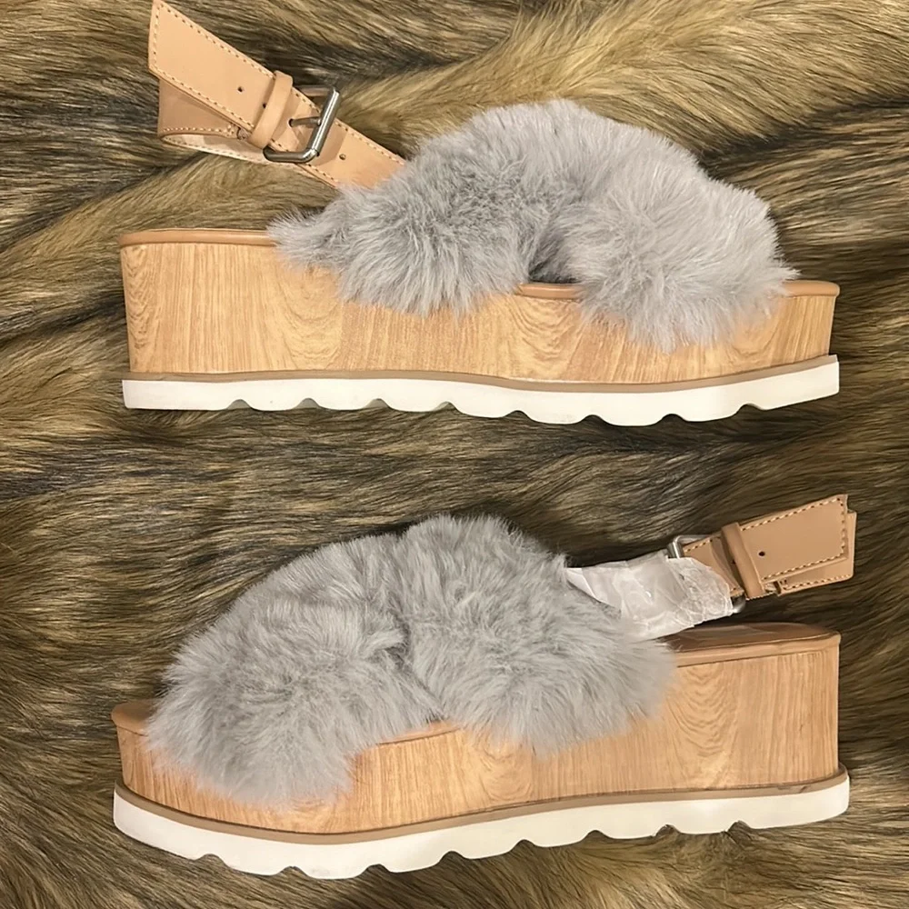 DV By Dolce Vita Liana Faux Fur Platform Sandal In Grey Faux Fur - Picture 4 of 7